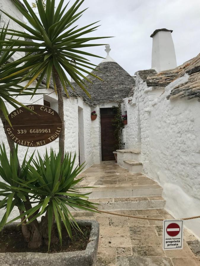 Апартаменты Trulli Aria Di Casa Альберобелло Экстерьер фото