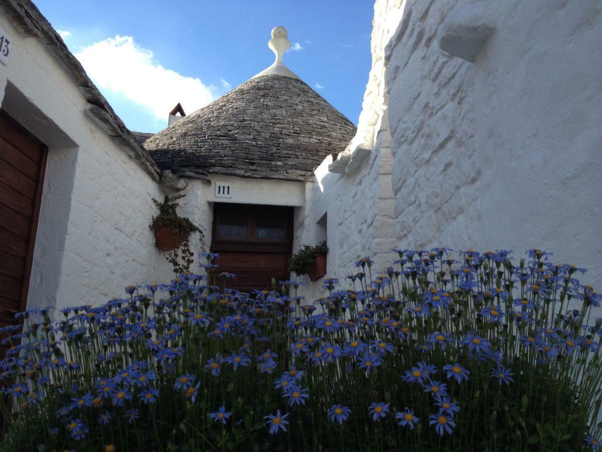 Апартаменты Trulli Aria Di Casa Альберобелло Экстерьер фото